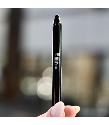 Pincel de Labios con Capucha